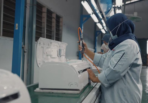 The Significance of Contract Manufacturers for Global Electronic Brands to Comply with TKDN Policy